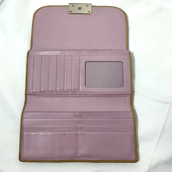 COACH Kristin Beige Leather Credit Card ID Window Trifold Wallet Lavender INT - Picture 11 of 16